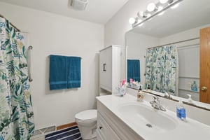 W Garfield St-S2611-030.jpg