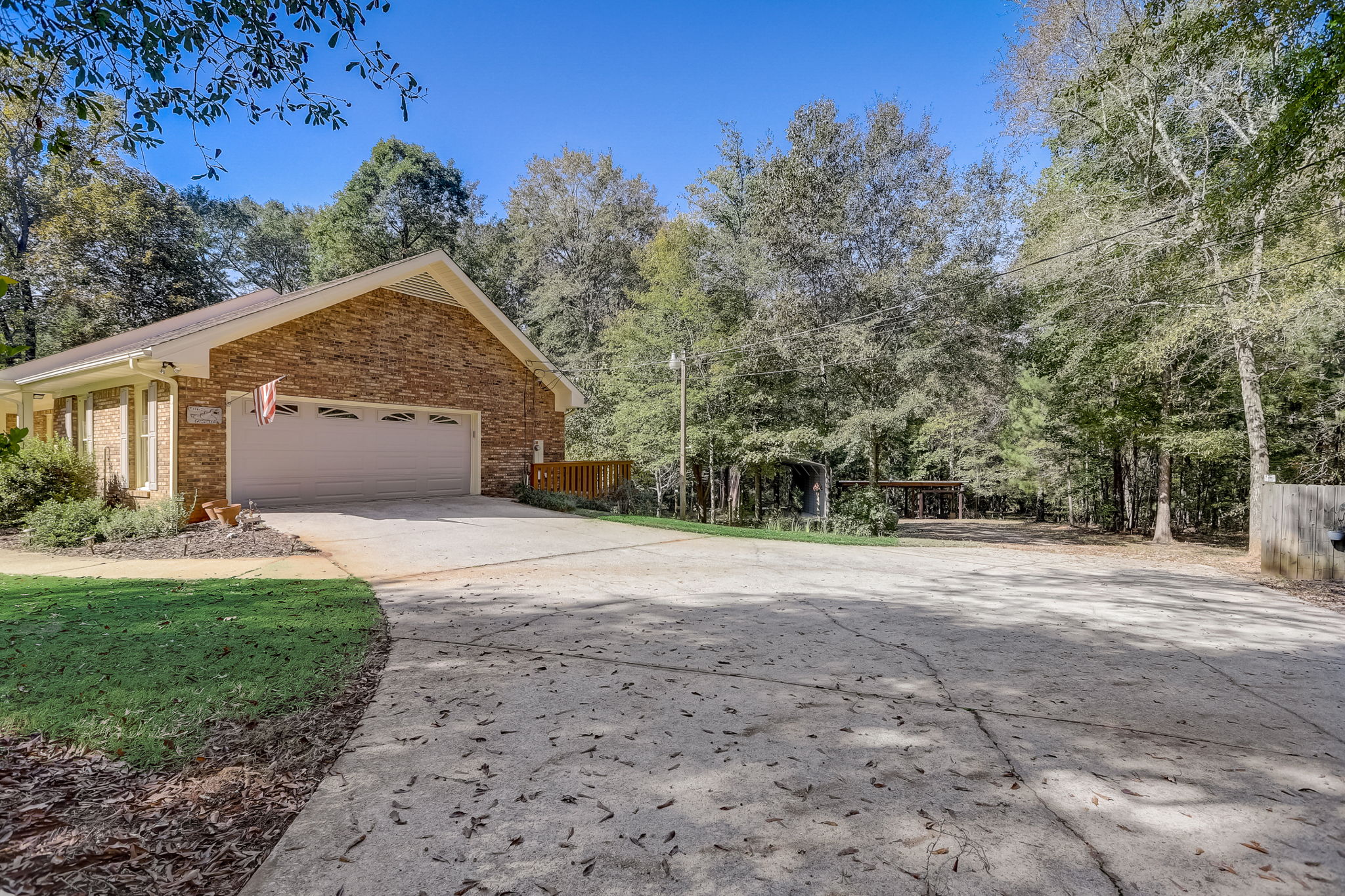 Watts Lake Rd-003