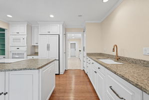  Photo 37