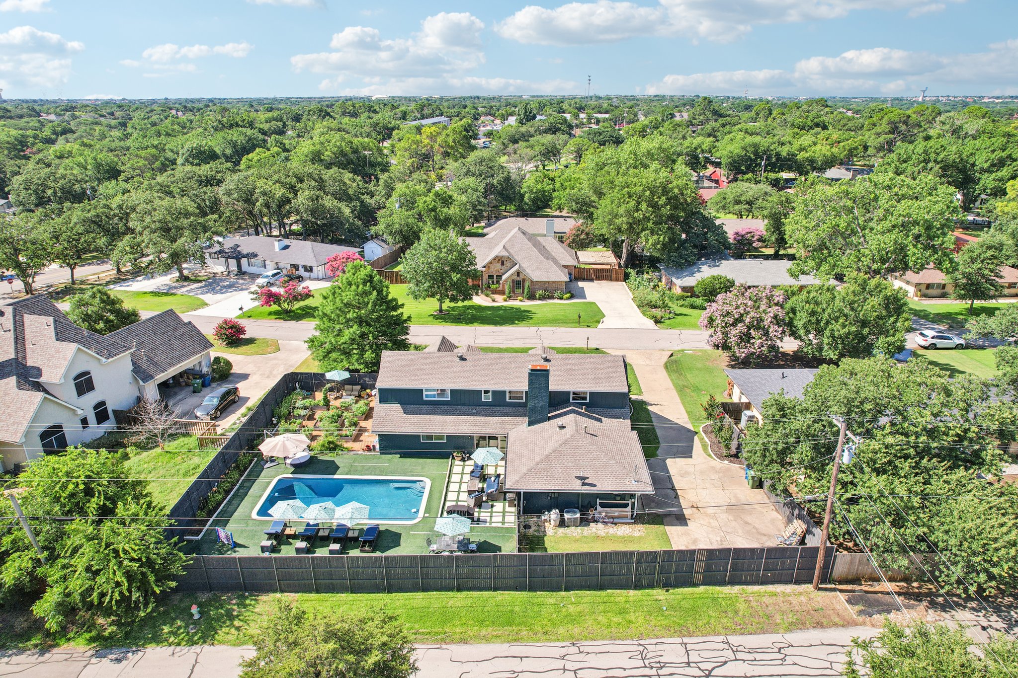 105 Woodland Dr-S2806-019.jpg