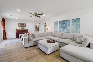 Woodland Dr-2406-006.jpg