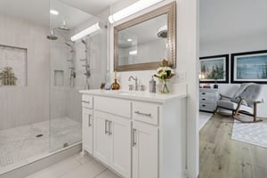 Woodland Dr-2406-020.jpg