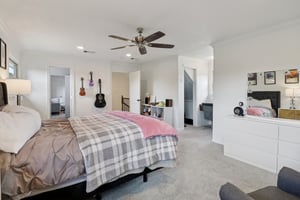 Woodland Dr-2406-025.jpg
