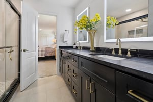 Woodland Dr-2406-027.jpg