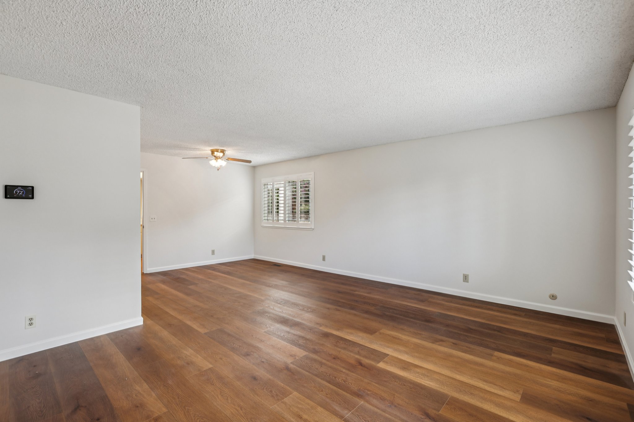 Woodstock Ct-S1004-008.jpg