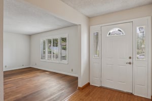 Woodstock Ct-S1004-004.jpg