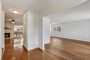 Woodstock Ct-S1004-005.jpg