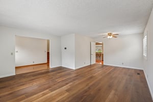 Woodstock Ct-S1004-007.jpg