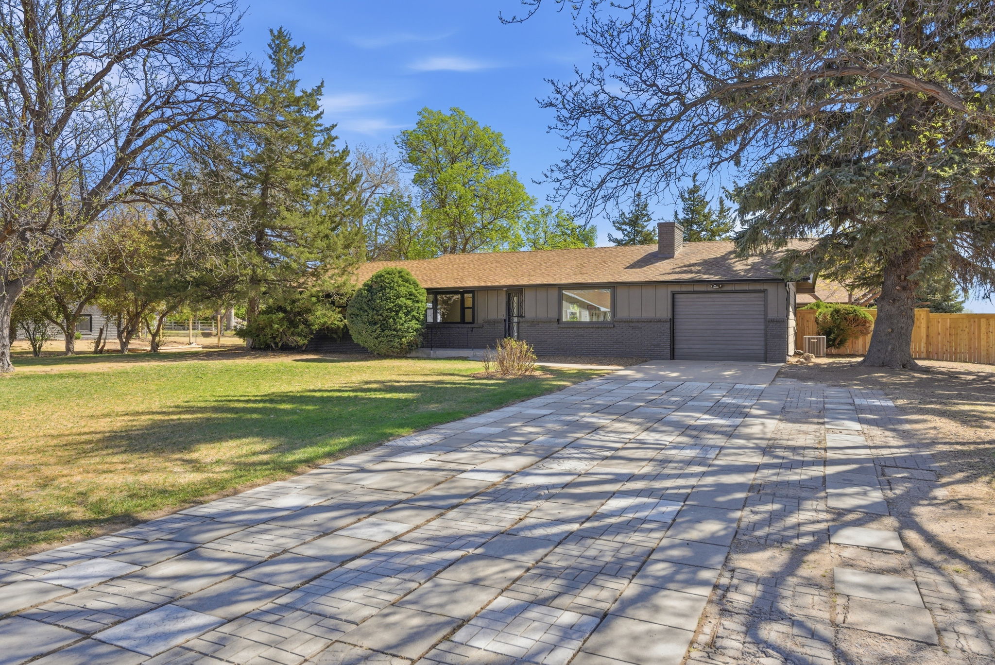 381050 Greenfield CT
