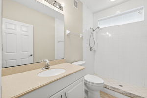 Guest Bathroom 2