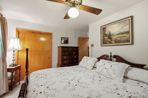 Photo 52