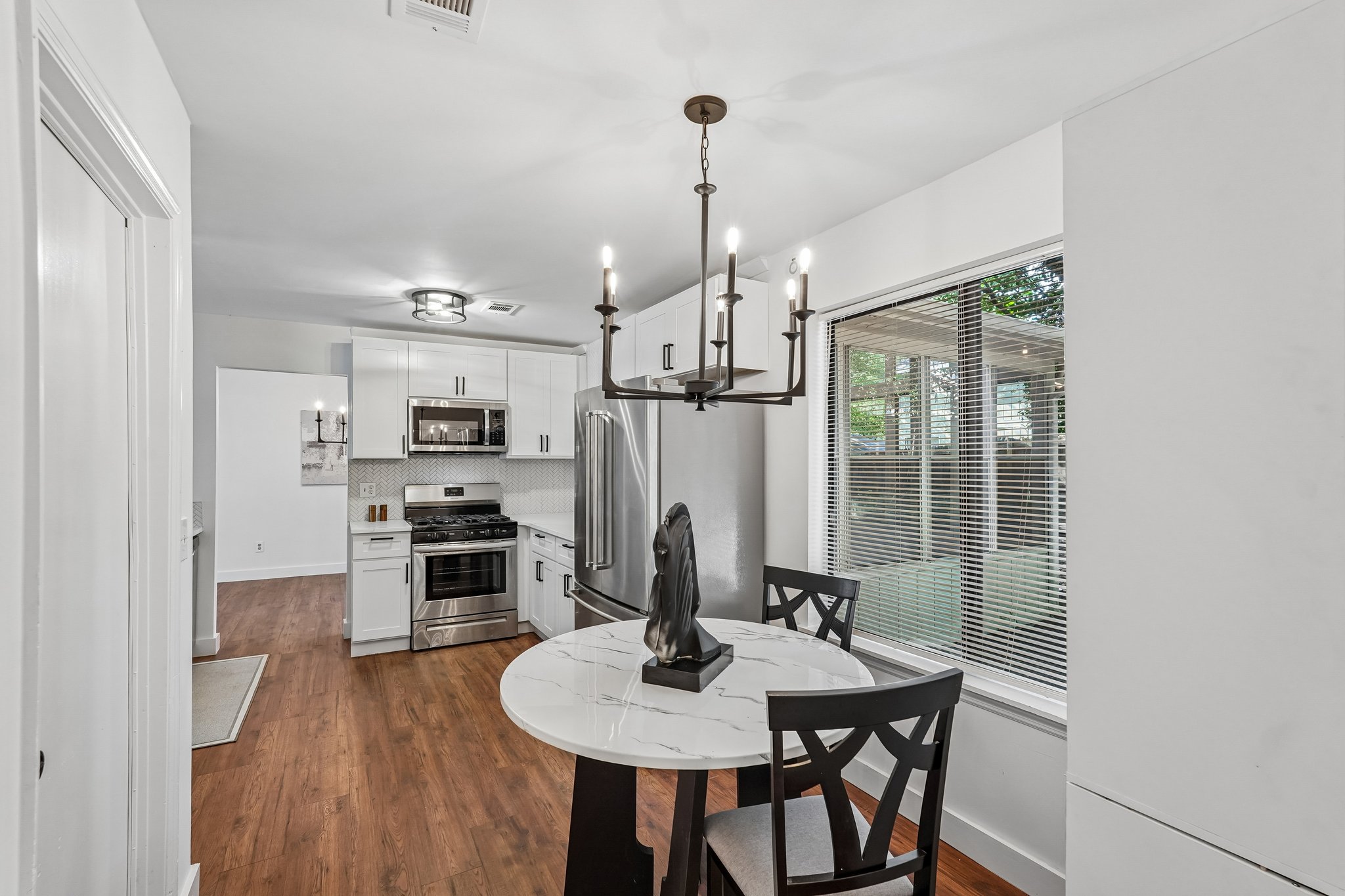 Parkwest Ct-S2506-008.jpg