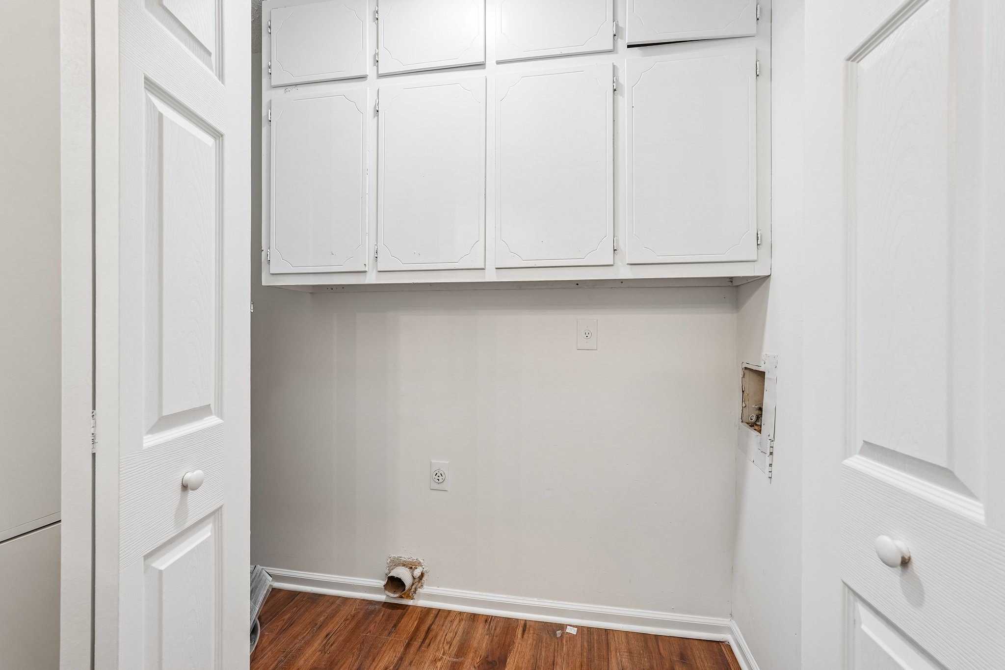 Parkwest Ct-S2506-023.jpg