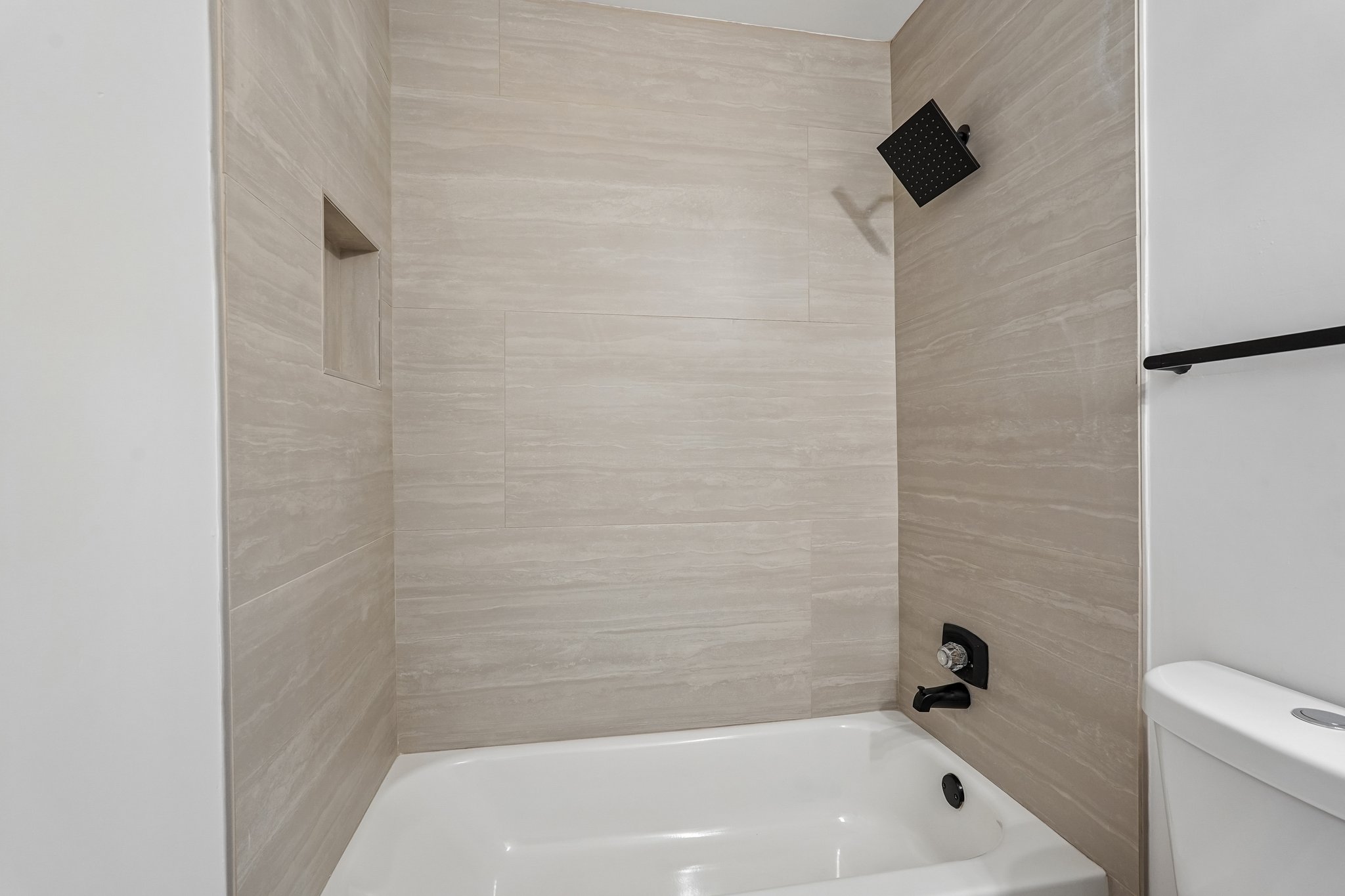 Parkwest Ct-S2506-026.jpg