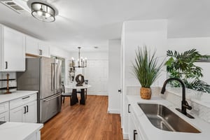 Parkwest Ct-S2506-012.jpg