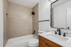 Parkwest Ct-S2506-024.jpg