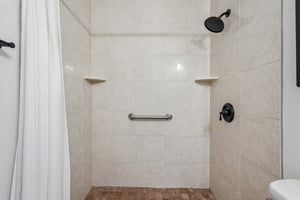 Parkwest Ct-S2506-032.jpg
