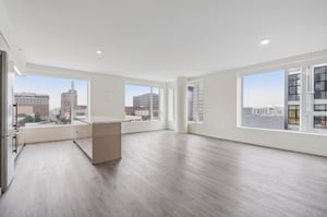 S Grand Ave 709-002.jpg
