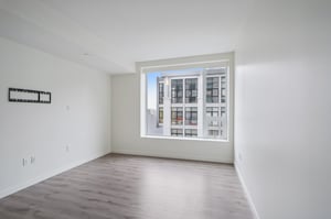 S Grand Ave 709-017.jpg