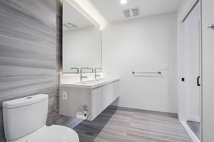 S Grand Ave 709-021.jpg
