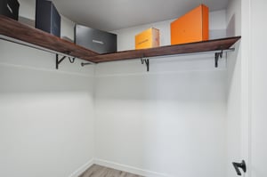 S Grand Ave 709-022.jpg