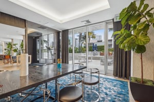 S Grand Ave 709-032.jpg