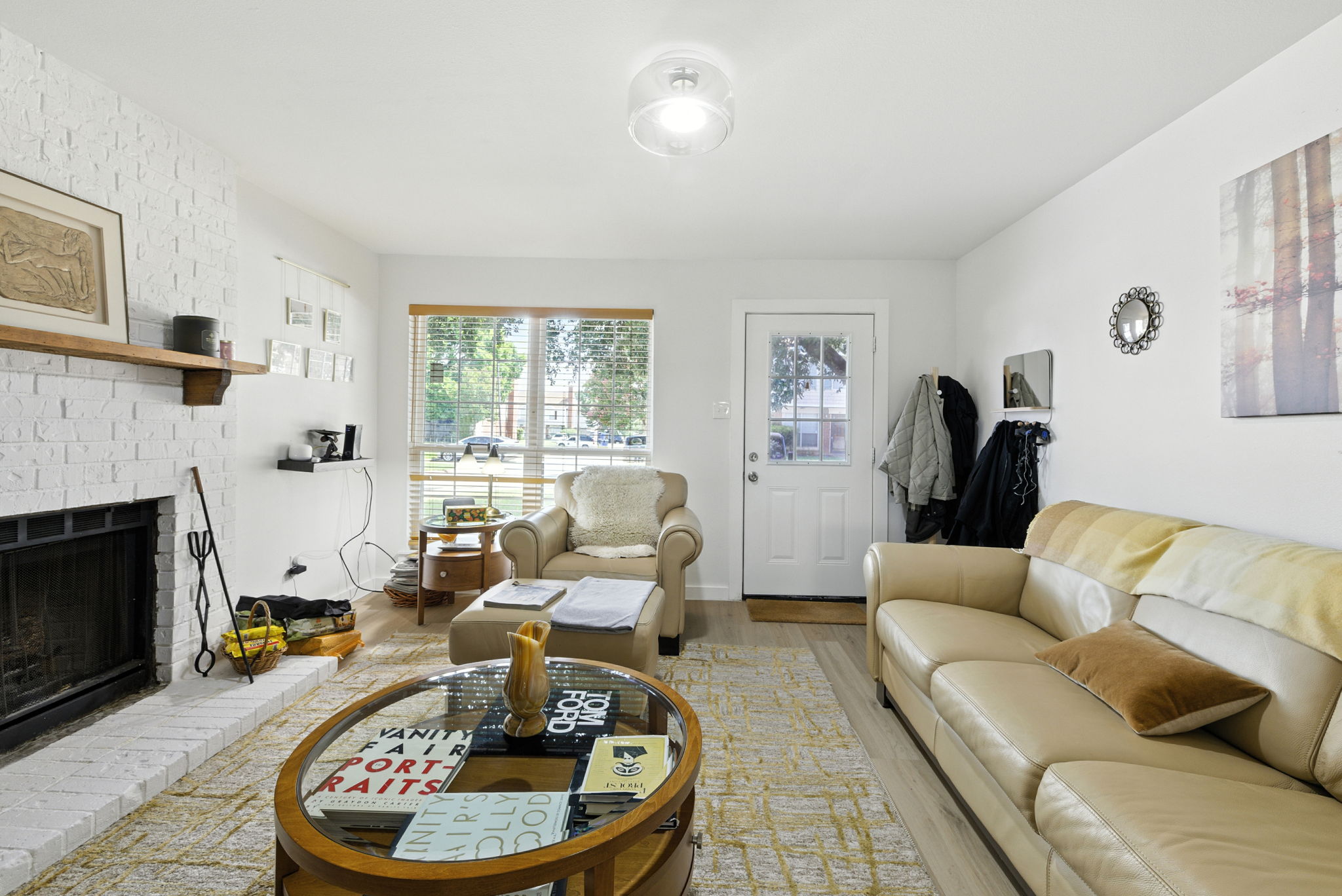  Photo 7