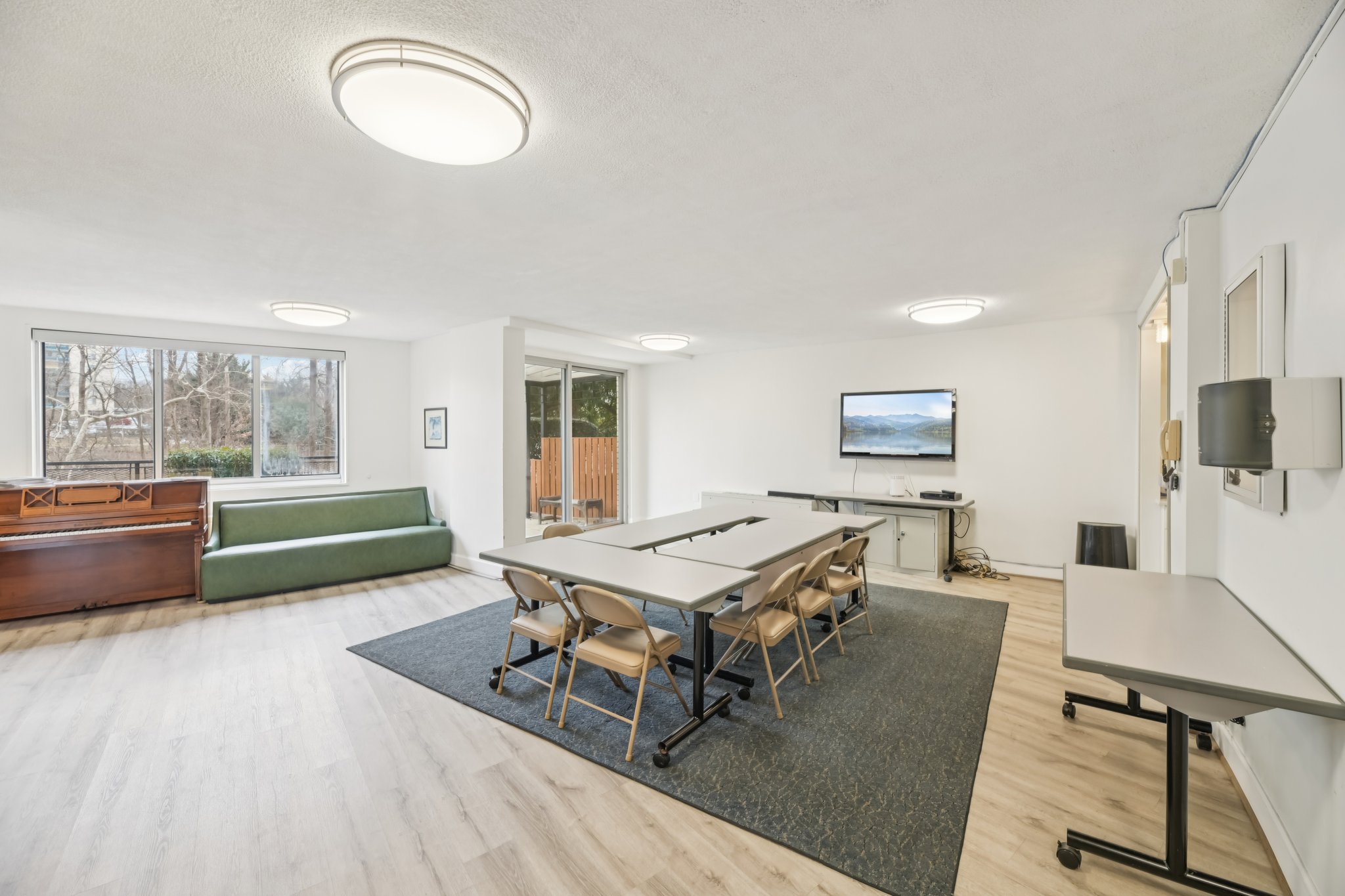 Rockville Pike 704-0201-908.jpg