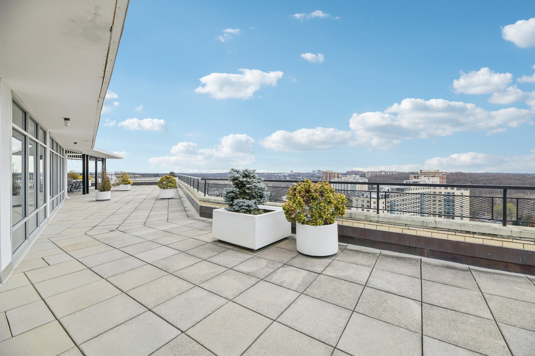 Rockville Pike 704-0201-913.jpg