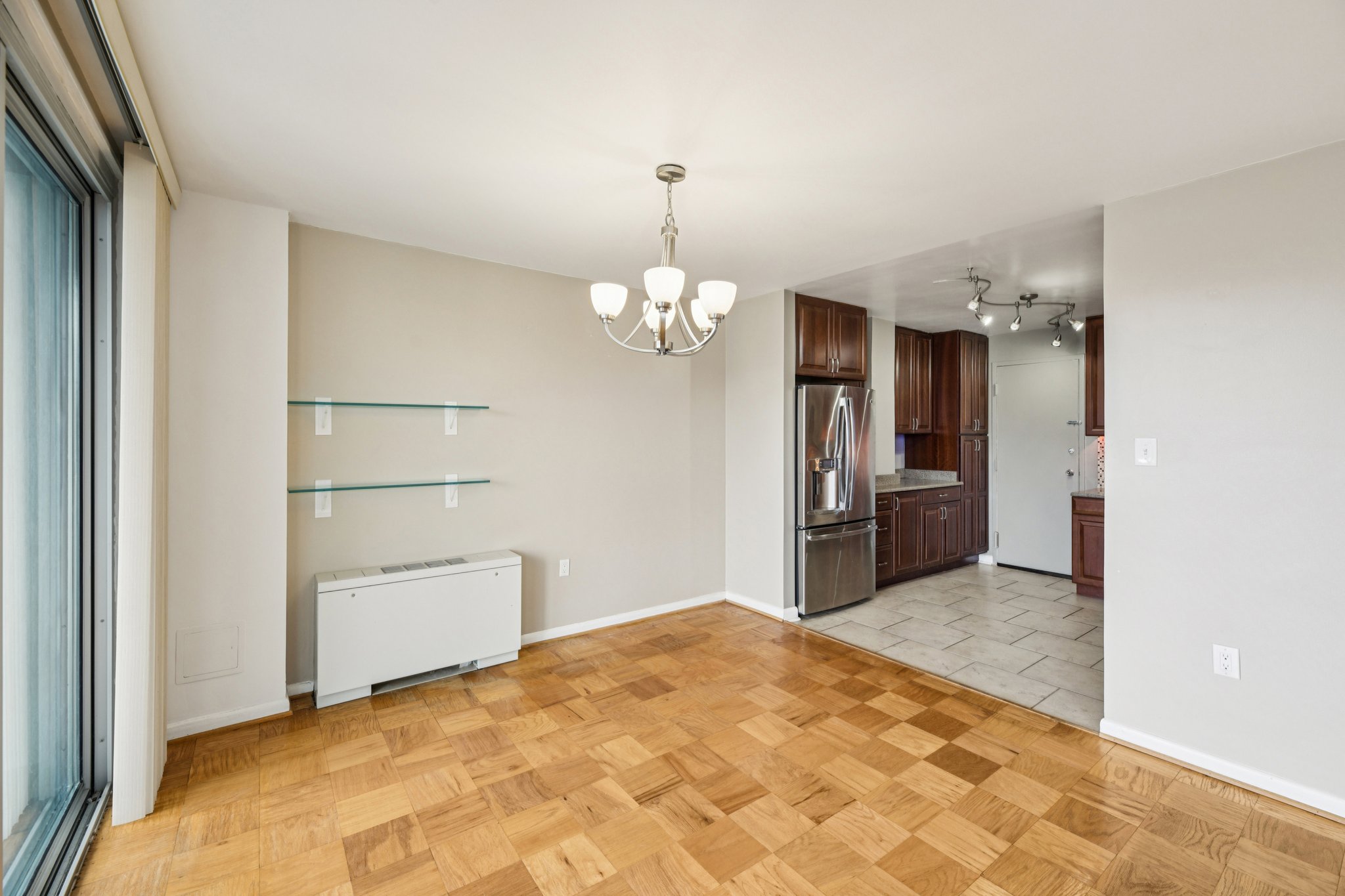 Rockville Pike 704-S0201-012.jpg