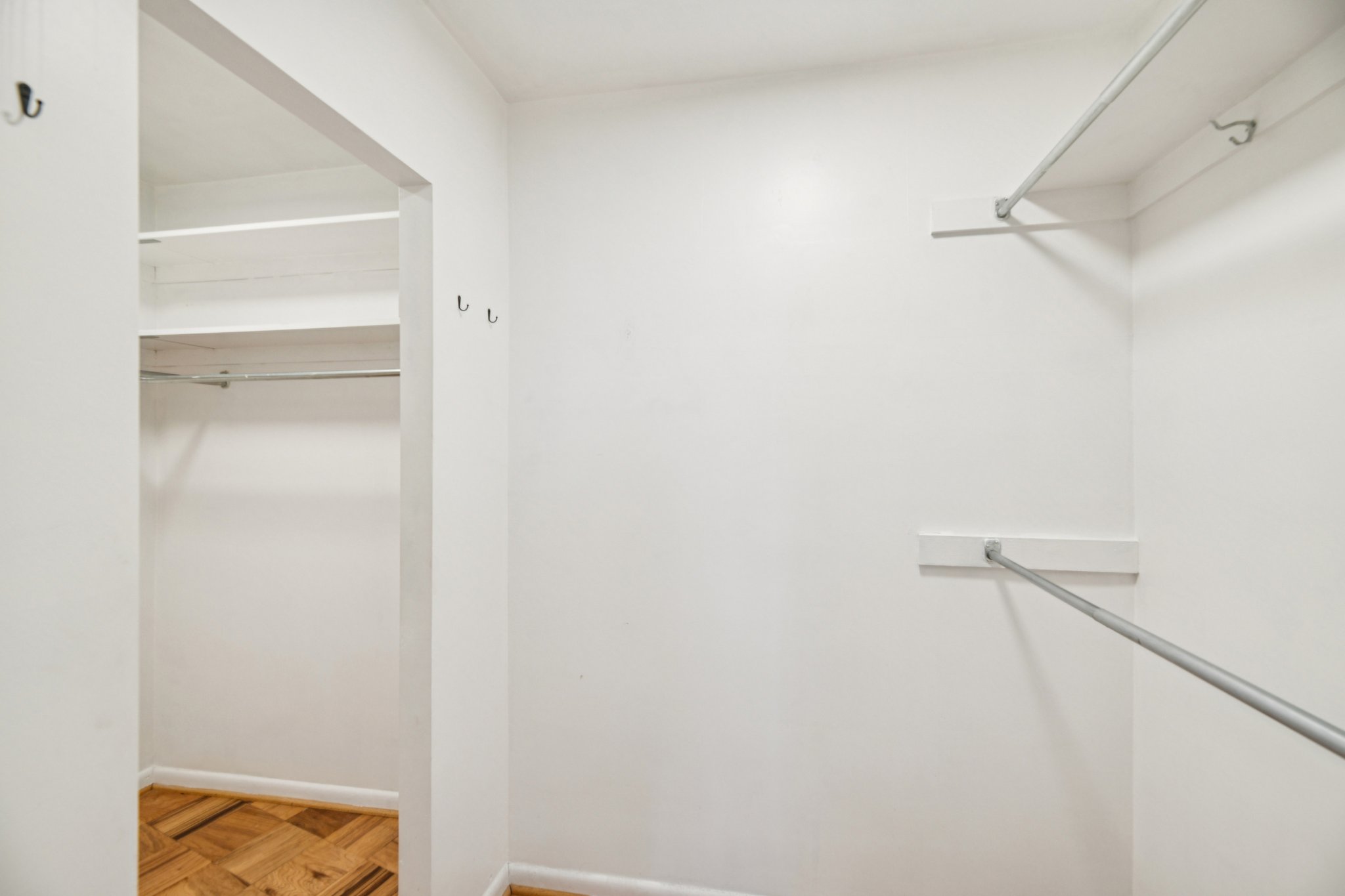 Rockville Pike 704-S0201-023.jpg