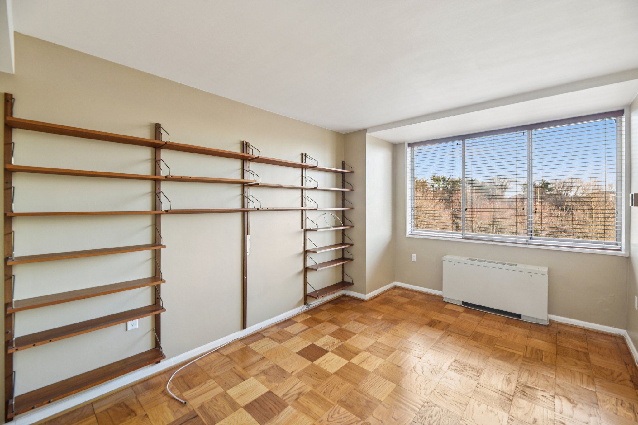 Rockville Pike 704-S0201-036.jpg