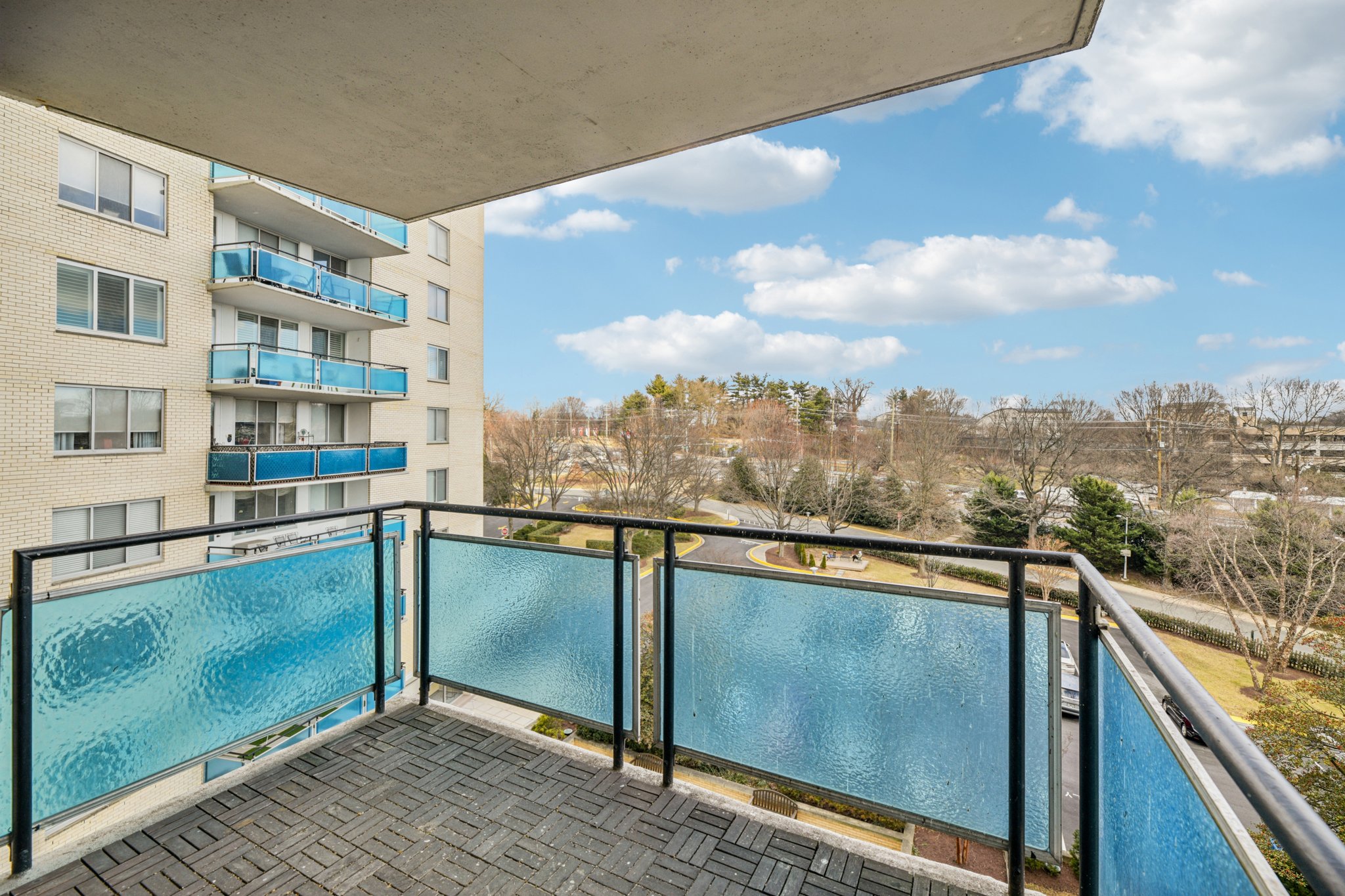 Rockville Pike 704-S0201-041.jpg