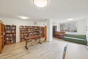 Rockville Pike 704-0201-907.jpg