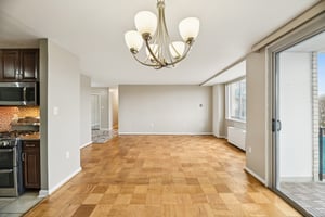 Rockville Pike 704-S0201-015.jpg