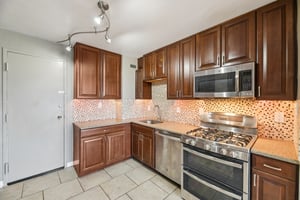 Rockville Pike 704-S0201-019.jpg