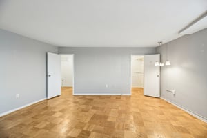 Rockville Pike 704-S0201-024.jpg