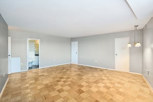 Rockville Pike 704-S0201-025.jpg