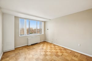 Rockville Pike 704-S0201-035.jpg