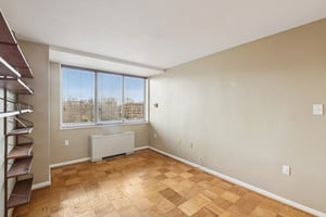 Rockville Pike 704-S0201-038.jpg