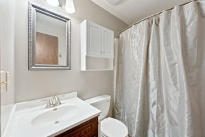  Photo 48