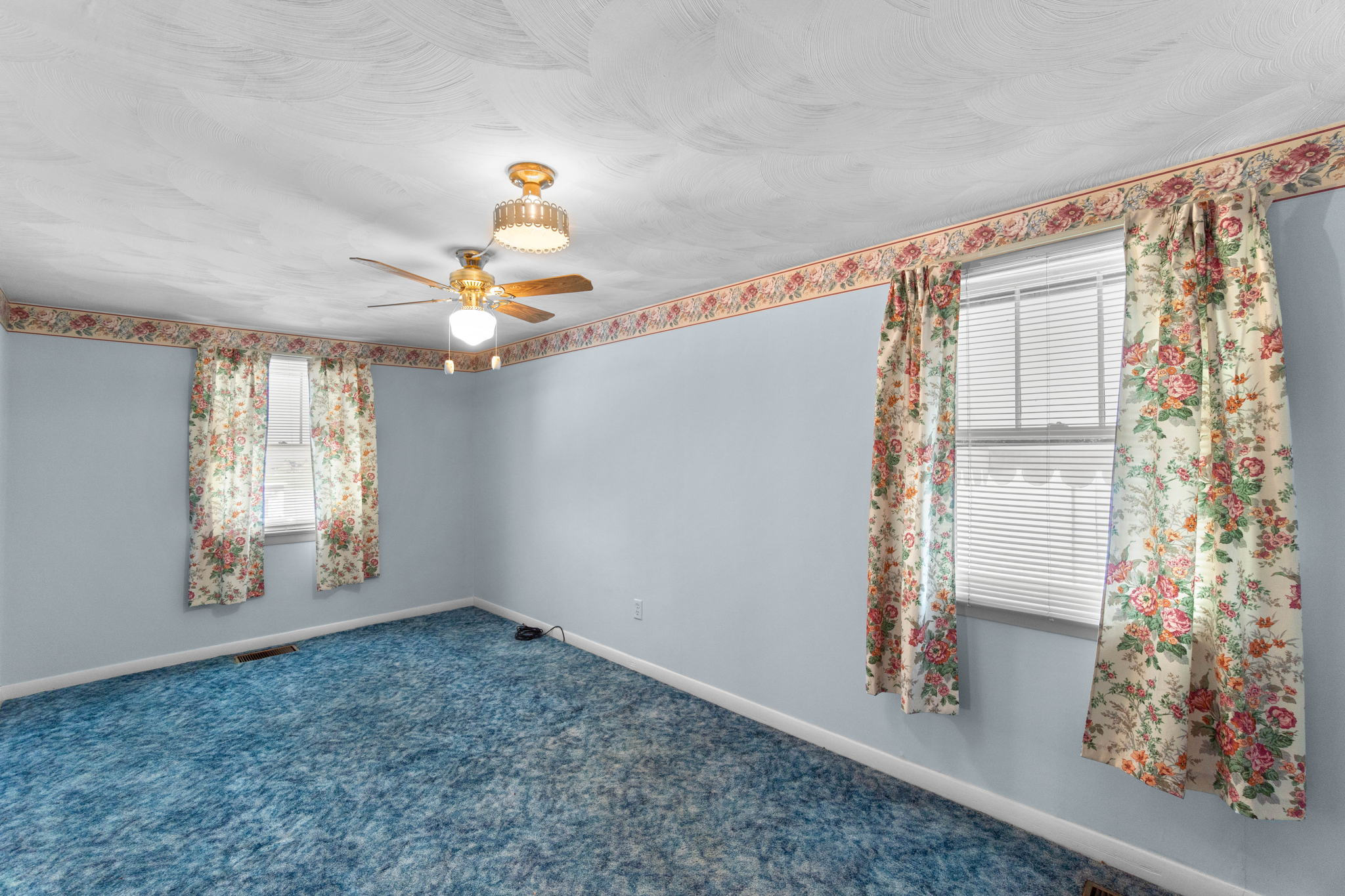 upper bedroom