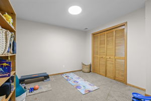  Photo 47