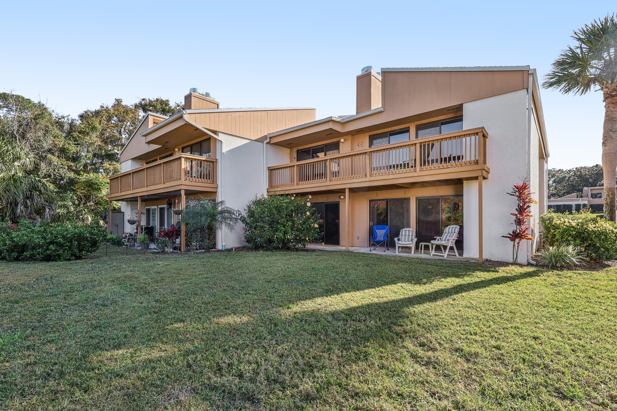 S Highland St-S1101-025.jpg