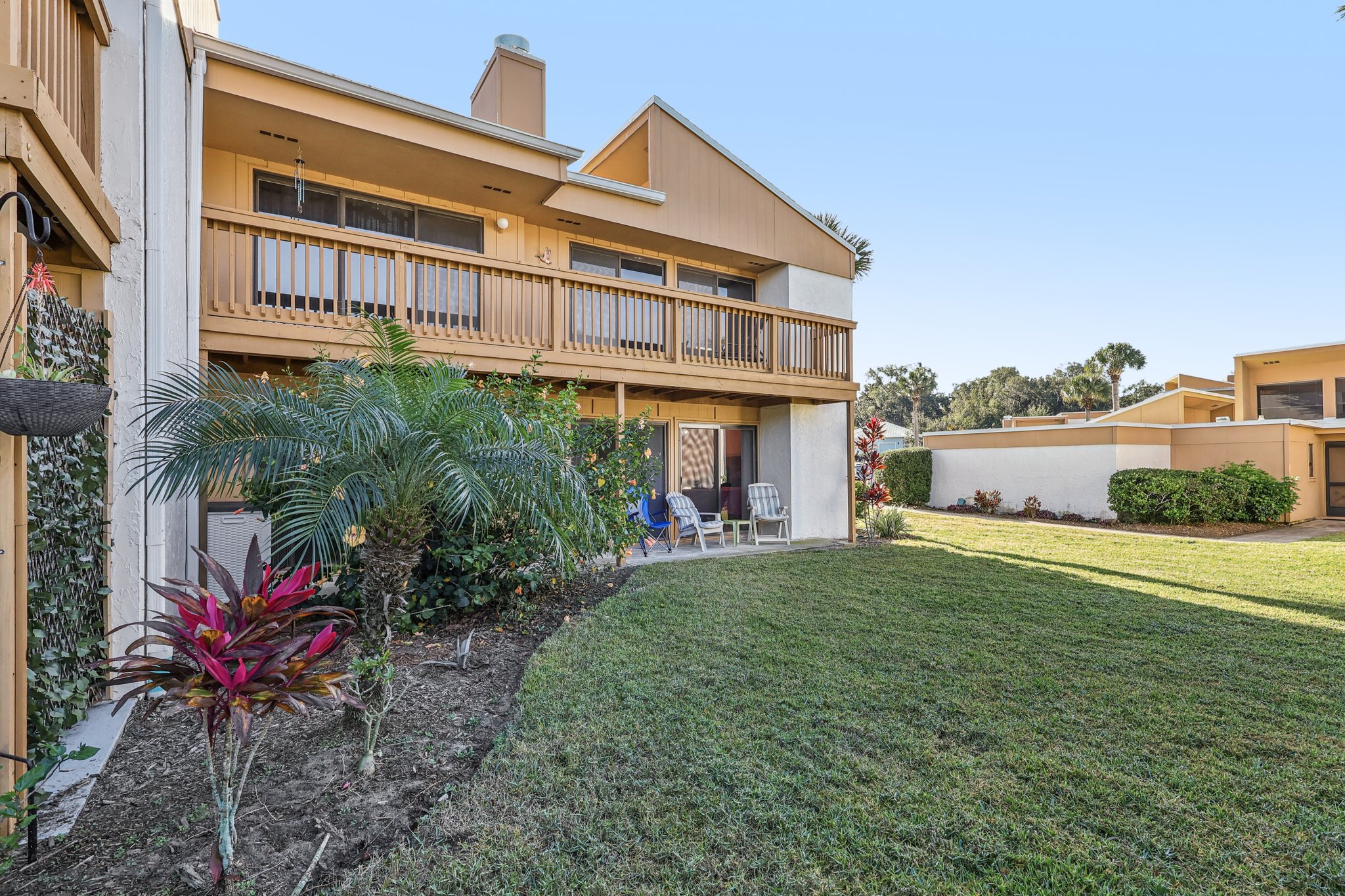 S Highland St-S1101-027.jpg