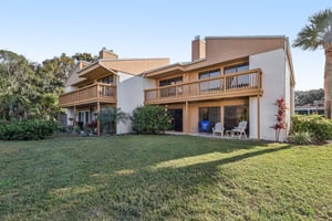 S Highland St-S1101-025.jpg