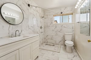 W Avenue J14-S2407-020.jpg