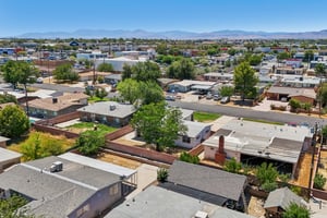 W Avenue J14-S2407-028.jpg