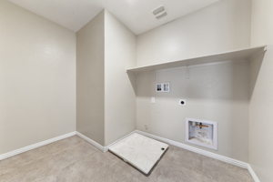 Mariposa Ave, Las Vegas, NV 89104, USA Photo 28