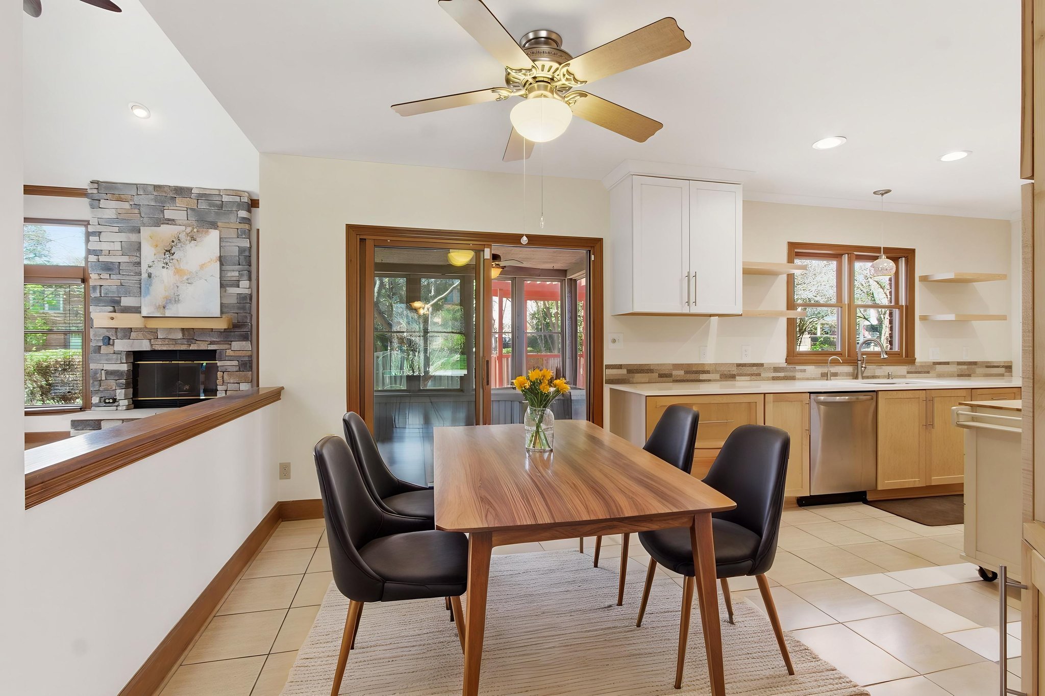 Property_Expressions_10513_Shafer (20) virtually staged.jpeg